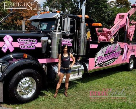 Girls And Tow Truck Trucks And Girls Big Rig Trucks Kenworth Trucks