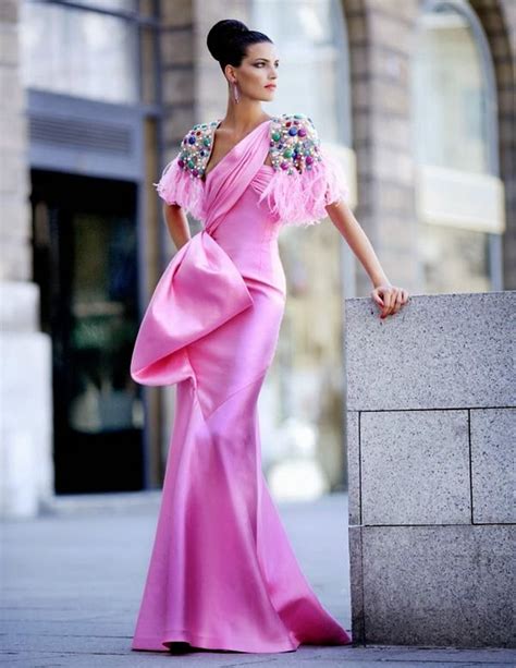 23 Estupendos Vestidos De Noche Moda Y Glamour Vestidos Moda 2019 2020