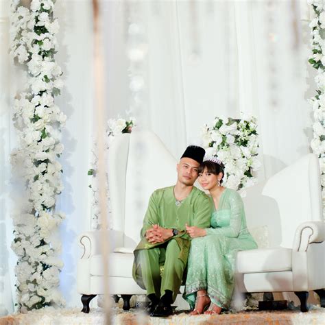 Facebook gives people the power to share. H&K: Hunny Madu & Khairul Azhar Wahid Wedding Reception ...