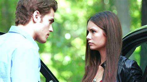 The Vampire Diaries Why Did Elena Leave Vampire Diaries
