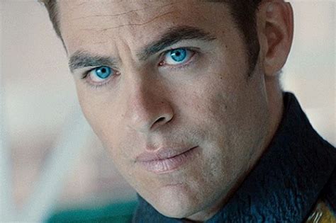 Here S Your First Look At Chris Pine In Wonder Woman Polygon