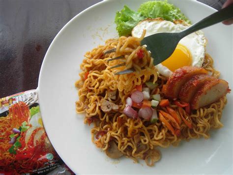 Hal ini penting sekali sebab pada ayam ada beberapa bagian yang harus dibuang dan. Improving Indomie Goreng Taste — titiw.com