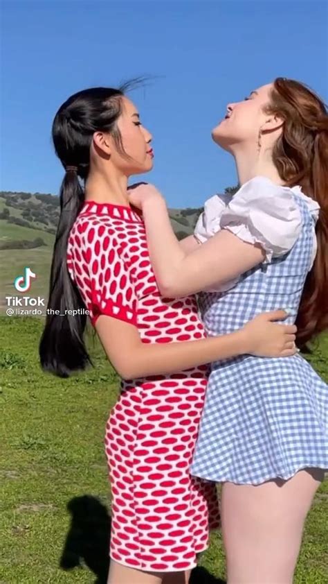 Sapphic Women Dancing Video In 2022 Cute Lesbian Couples Lesbian Wedding Beautiful Young Lady