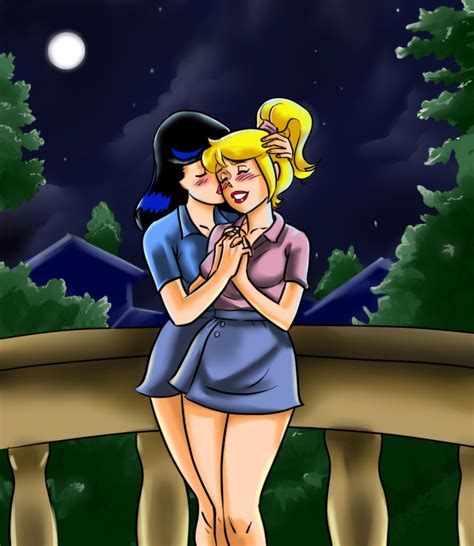 Betty And Veronica Kissing Under The Moonlight By Mandygirl78 On