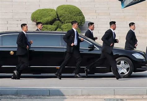 Video Exotic Bodyguards Escort Kim Jong Un To Inter Korean Summit