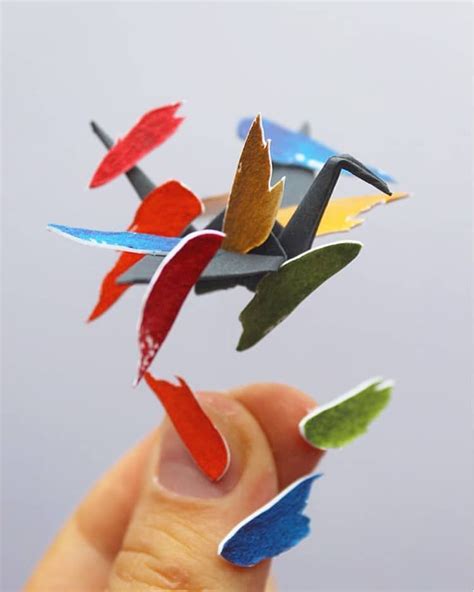 Paper Artist Creates Elaborate Origami Crane Every Day For 1000 Days