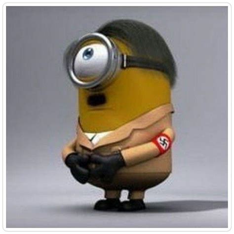 Minion Hitler Scrolller