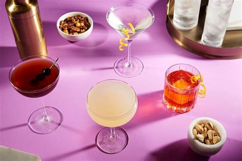 The 7 Essential Cocktails Every Drinker Should Know How To Make Essential Cocktail Recipes