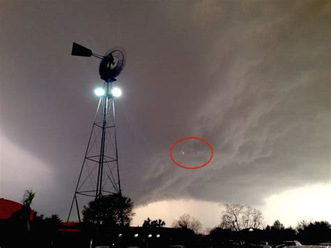 Ufo Sightings Daily Glowing Ufos Seen In Cloud Over Texas On March 28