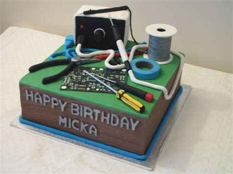Sweet samantha nj cake baking class, custom cake design, baking birthday parties nj, wedding cakes nj. Micka's computer cake | 10" chocolate mud with hand made sug… | Flickr