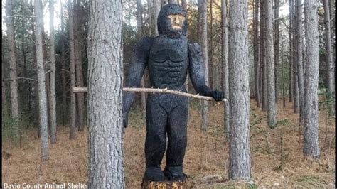 Bigfoot Statue Bewilders Drivers Iheartradio Coast To Coast Am With