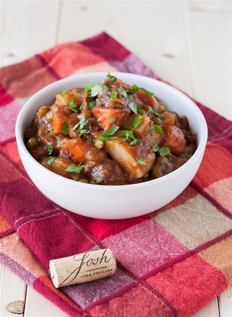 Both progresso and campbell's chunky make several soups featuring slightly varied combinations of beef, vegetables, and adjectives. One Pot Red Wine Beef Stew | Recipe | Stew, Dinty moore ...