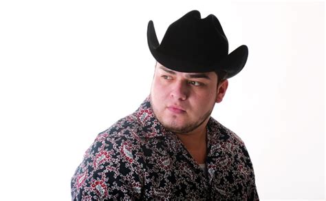 Последние твиты от lenin ramirez (@lenincho1989). Lenin Ramírez lanza Siempre firme