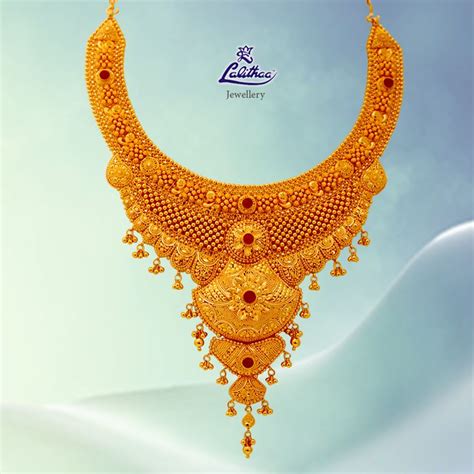 highly sophisticated kolkata style necklace to enhance the beauty of the bride from lal