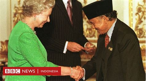 Mengenang Bj Habibie Semasa Menjabat Menristek Hingga Menjadi Penulis