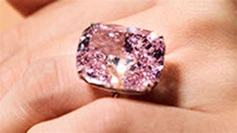 Ultra Rare Pink Diamond Expected To Fetch Up To 40 Million At Auction
