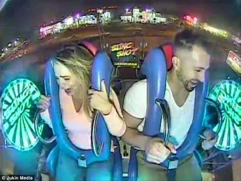 Woman Screams As Her Partner Freezes In Hilarious Pose On Slingshot Ride Daily Mail Online