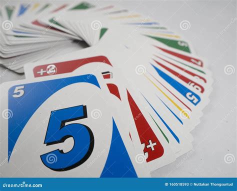 Juegos De Cartas UNO Populares En Todas Las Edades Foto De Archivo