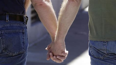 Appeals Court Lifts Hold On Calif Gay Marriages Yahoo News