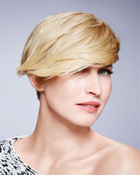 But it looks especially great on blonde hair. 30 Easy Short Hairstyles for Older Women - You Should Try ...