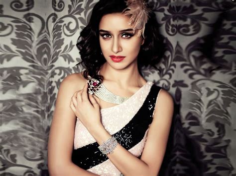 Bollywood Actress Shraddha Kapoor Latest Hot Hd Pictures