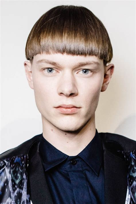 Best Bowl Cut Hairstyles And Haircut For Men [2021 Edition]