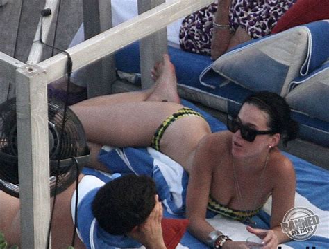 Largest Nude Celebrities Archive Katy Perry Fully Naked