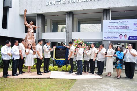 Panandang Pang Alaala Para Sa Ika 50 Taon Ng Hiyas Cultural Center