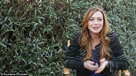 Lindsay Lohan In Behind The Scenes Clip For Super Bowl 2015 Commercial Daily Mail Online