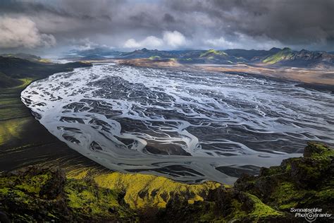 Icelands Beautiful Highlands Where Crater Lakes And Glaciers Meet