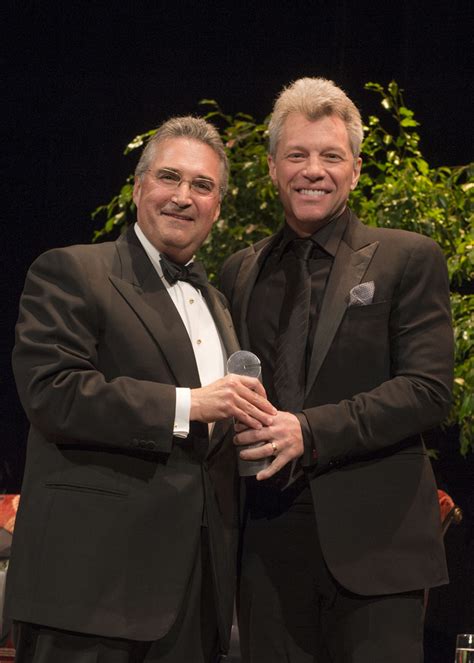 Bjci Jon Bon Jovi Onorato Col Common Wealth Award 2015