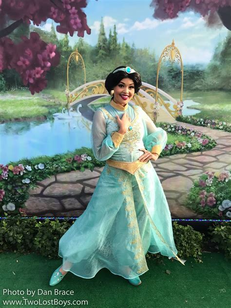 Jasmine At Disney Character Central In 2021 Disneyland Paris Tokyo