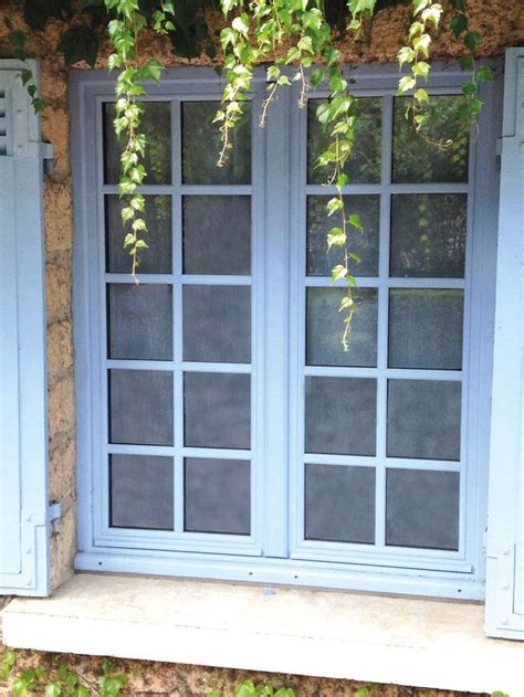Choisissez parmi des contenus premium fenêtre à petits carreaux de la plus haute qualité. Porte Fenetre Petit Carreaux - Lesgenissesdanslmais
