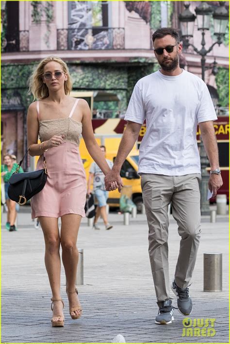 Jennifer Lawrence Cooke Maroney Hold Hands In Paris Photo 4126223