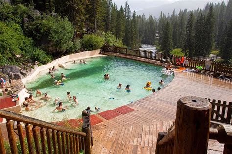 25 Amazing Hot Springs In The Us That You Must Soak In