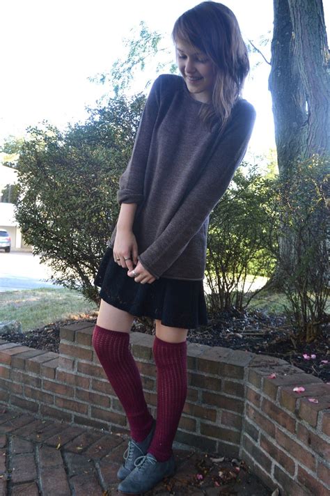 Dark Red Over The Knee Socks Cute Outfits With Leggings Sock Outfits