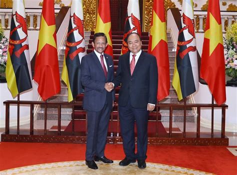 ( $$ ) dollars return to usa. PM Nguyen Xuan Phuc stresses significance of Vietnam-Brunei...