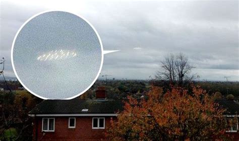Chilling Snap Shows Ufo Photographed Over British City Uk News