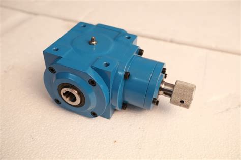 90 Degree Gearbox By Gears And Gear Drives India Pvt Ltd 90 Degree