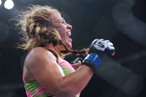 miesha tate submits marloes coenen in strikeforce title fight mma fighting
