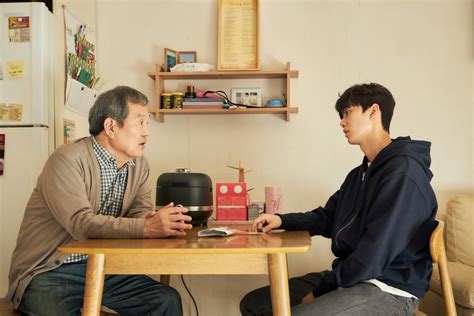 광복 70주년에 '천만' 돌파한 영화 '암살', 잊지 말아야 할 순국선열 영화 5. 나빌레라 송강 - 첫방 '나빌레라' 박인환X송강, 사제 관계 시작 ...
