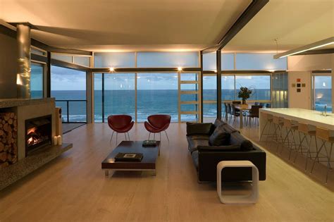 Modern Beach House In New Zealand Embraces Its Ocean Vistas Modern