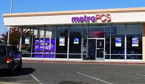 Store near me is a mobile app that aims to connect buyers and local retail stores who live around them. Metro PCS Locations {Near Me}* | United States Maps