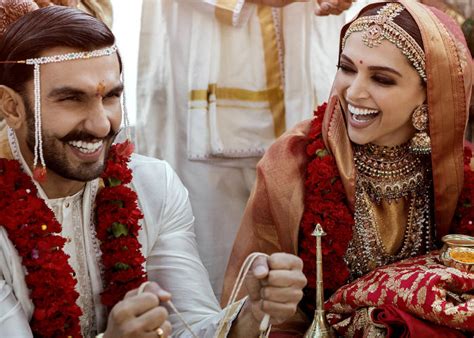 Deepika Padukone And Ranveer Singh S Wedding Pics Are Already Crazy Viral No Surprise