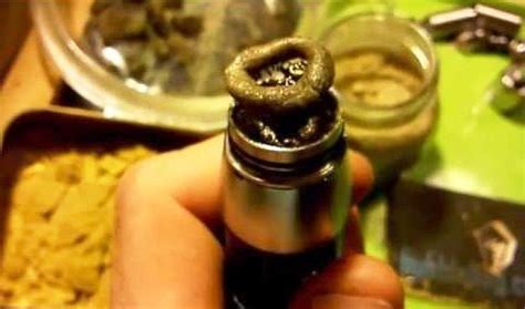 Does vaporizing weed leave a smell? Fusing Vape and Marijuana Oil