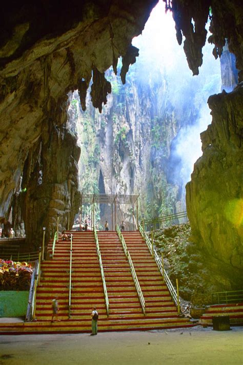 Half day batu caves and kuala lumpur countryside tour. Batu Caves - Kuala Lumpur Tours - This Is Malaysia