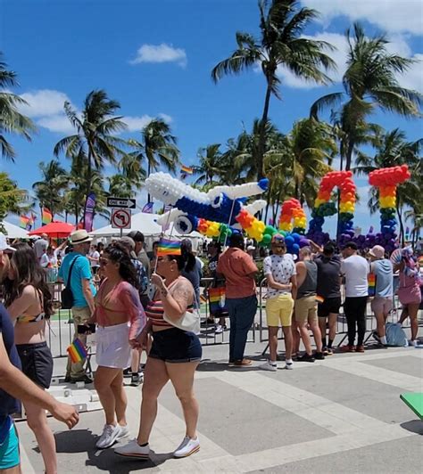 miami beach vuelve a ser escenario del orgullo gay con su mítico desfile