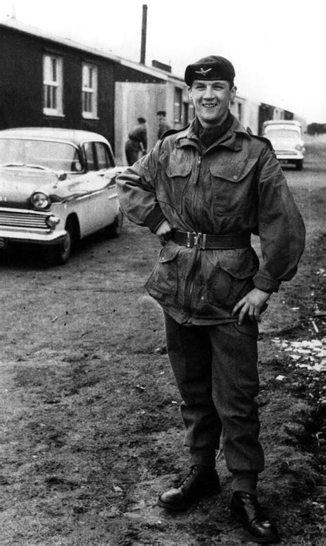 A Young Billy Connolly Billy Connolly Comedians Territorial Army