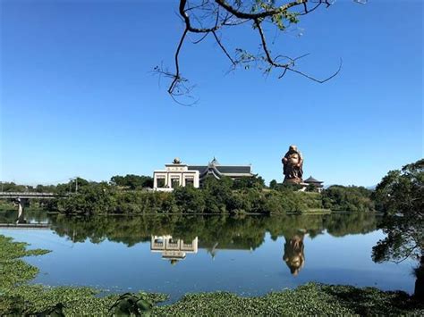 女友在萬華阿公店上班確診 男今天下午被發現猝死家中 台北市西昌街李姓男子（58歲 … 閱讀全文… 是校正回歸還是數字遊戲？ 指揮中心推翻確診數 重傷公信力. 確診者足跡到過峨眉 新竹縣大消毒 - 生活 - 中時