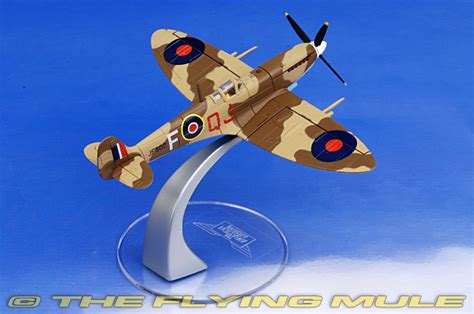 Spitfire Mk Viii 172 Diecast Model Corgi Cg Aa31924 7495